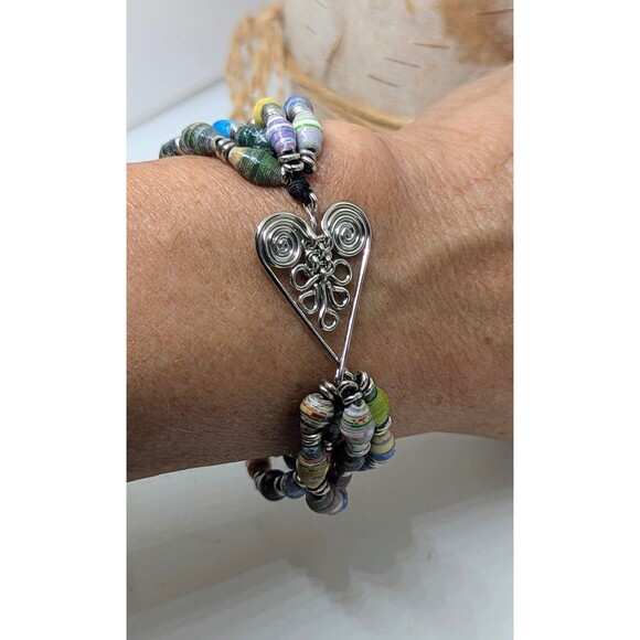 Four Strand Recycled Paper Beads Wire Heart Stretch Bracelet - Picture 3 of 3